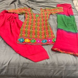 Punjabi salwar suit